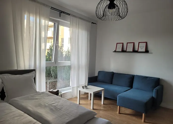 Bast 16 Apartamenty Ptak Szpital Matki Polki Szpital Kopernika Mandoria Orientarium Atlas Arena Plac Zabaw - Zamojska 20A M16 Parking