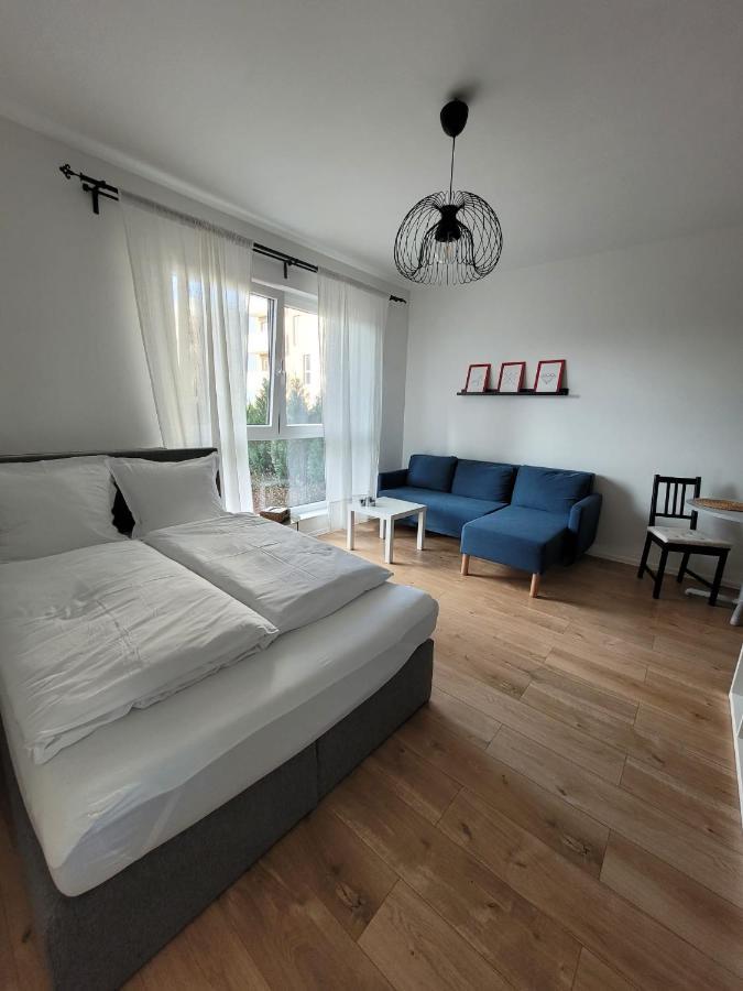 Apartment Bast 16 Apartamenty: Urban Convenience Near Key Landmarks *