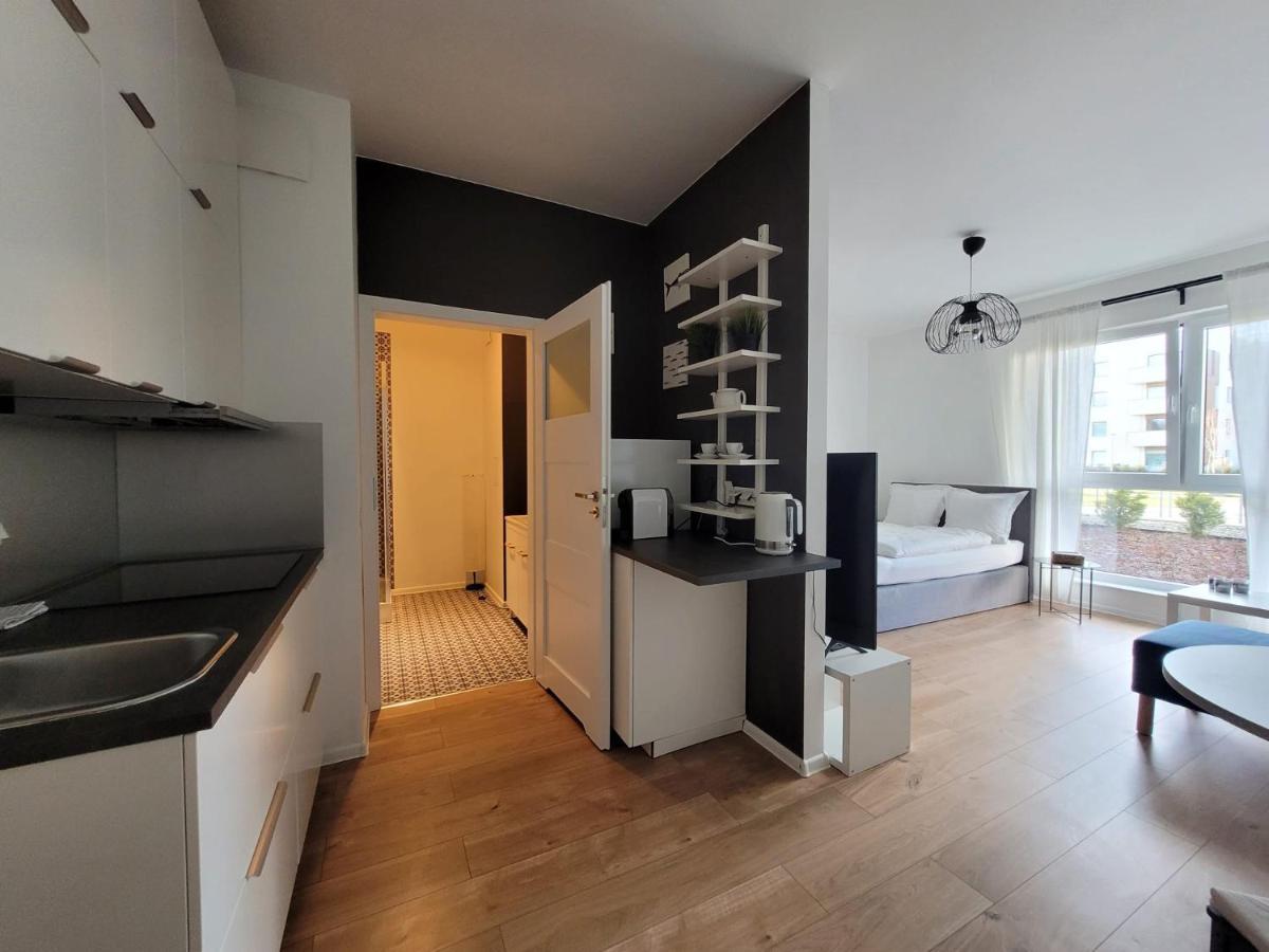 Apartment Bast 16 Apartamenty: Urban Convenience Near Key Landmarks