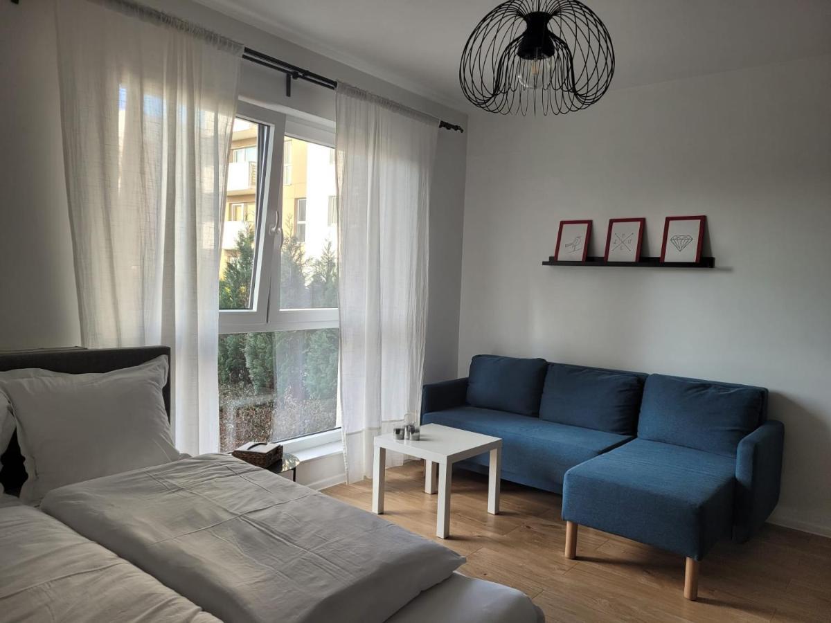 Bast 16 Apartamenty: Urban Convenience Near Key Landmarks Apartment *